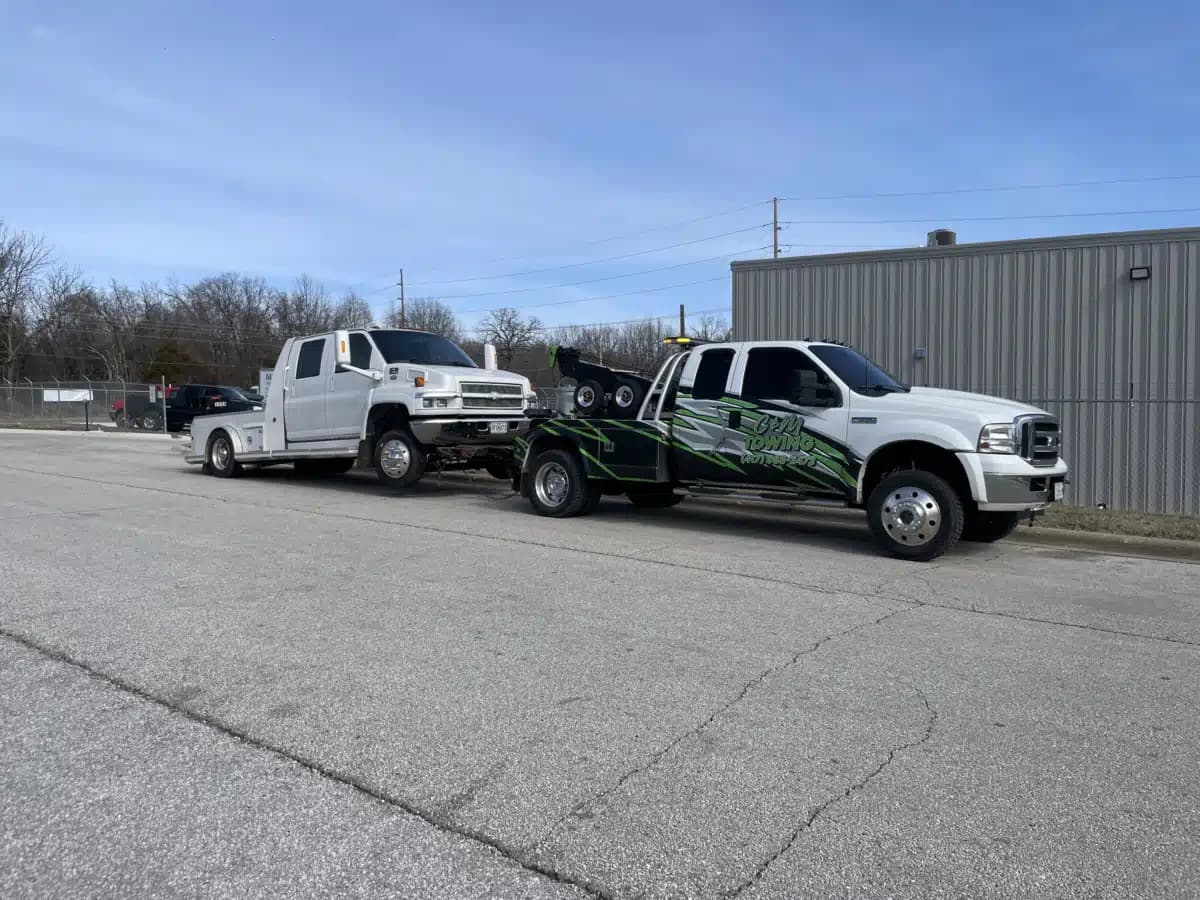 A and M Recovery LLC - Thumbnail 2