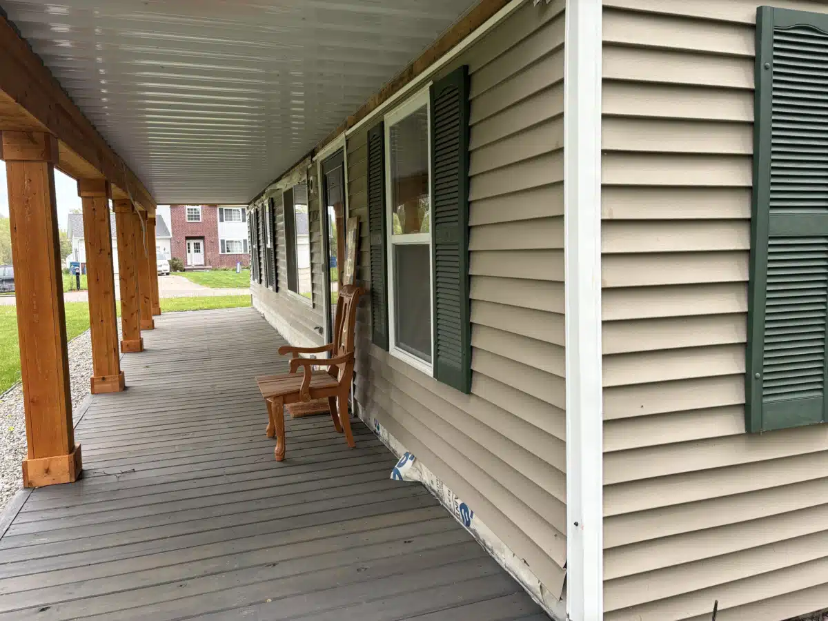 Above the Water House - Thumbnail 2