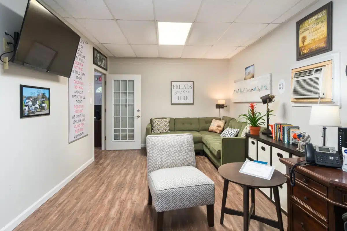 Bay Area Recovery Center - Thumbnail 3