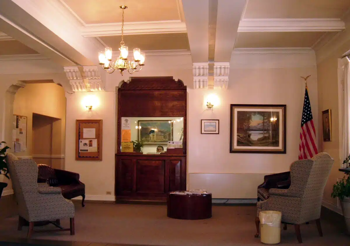 Cedar Springs Hospital - Thumbnail 7