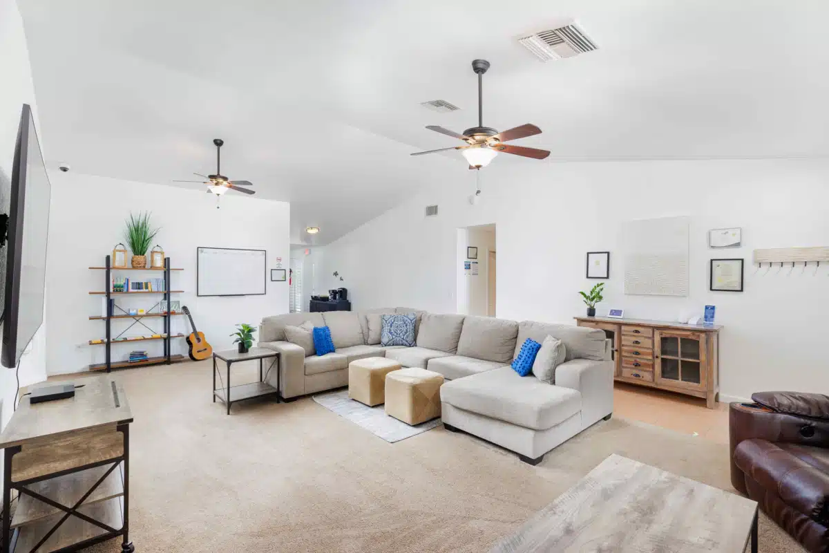 Coachella Valley Recovery Ctr - Thumbnail 3