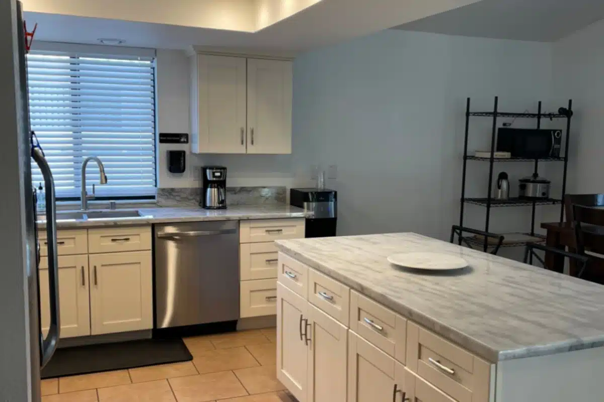 Coachella Valley Recovery Ctr - Thumbnail 6