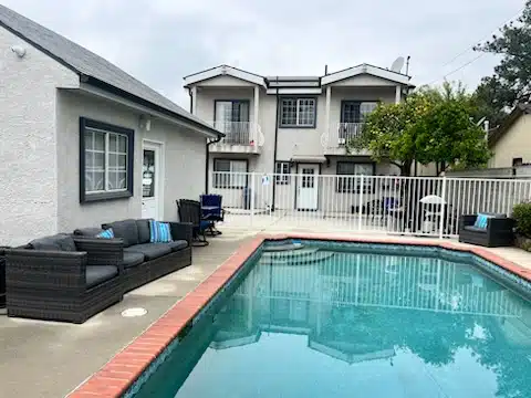 Elijahs House Treatment Center - Thumbnail 3