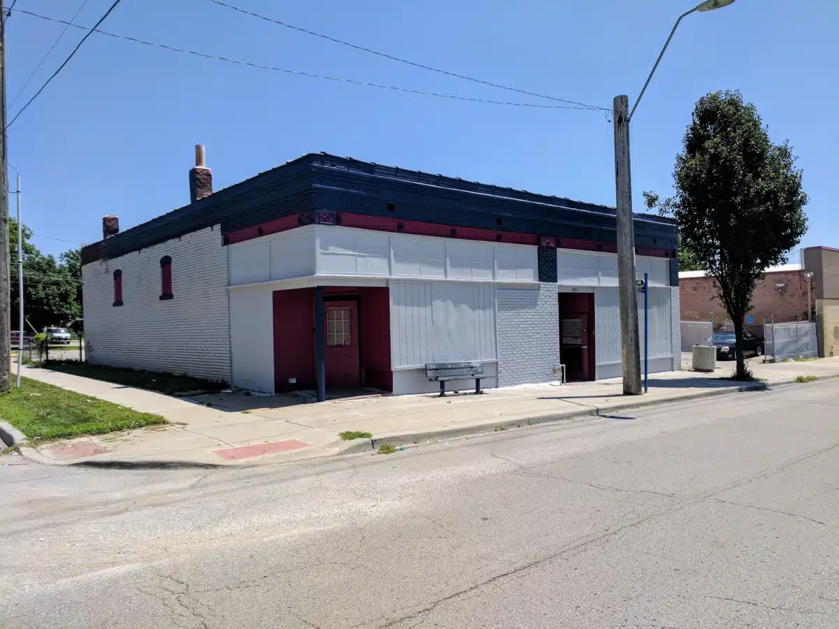 Footprints - Facility Image