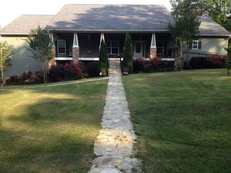 Good Shepherd Recovery House - Thumbnail 7