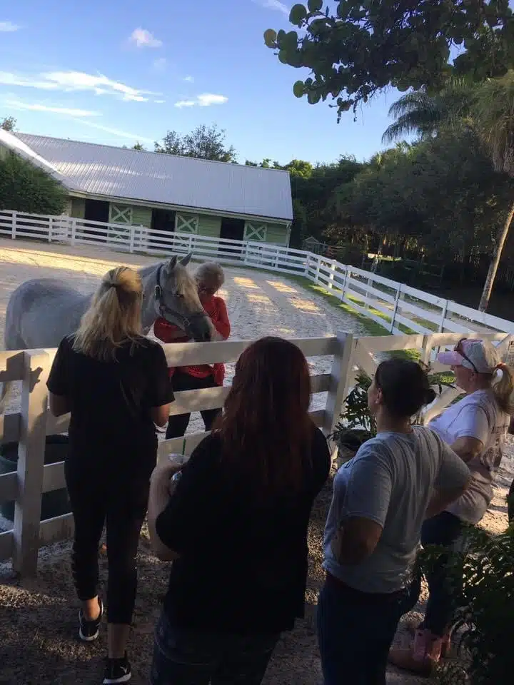 Helping Hands Recovery Center - Thumbnail 7