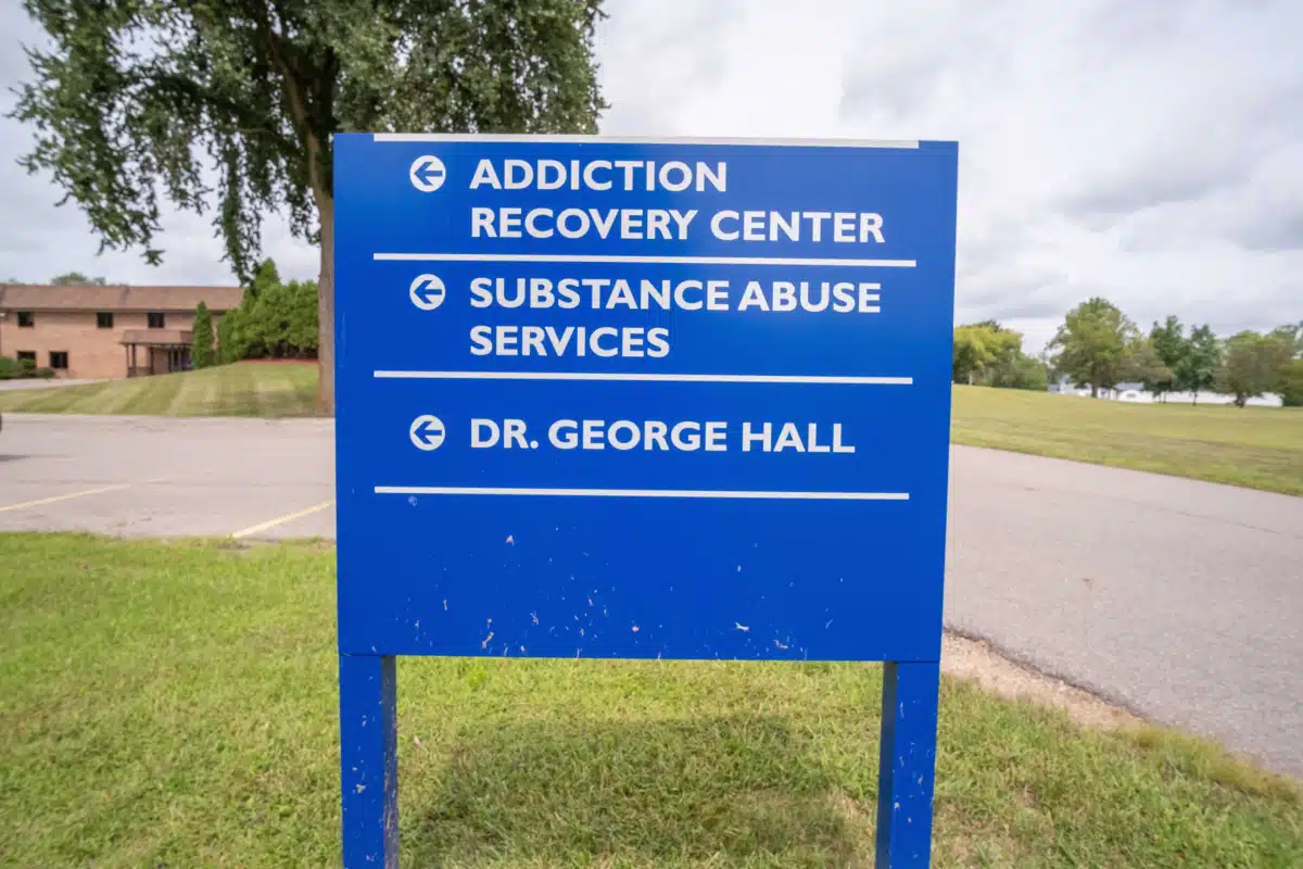 Henry Ford Addiction Recovery Center - Thumbnail 4