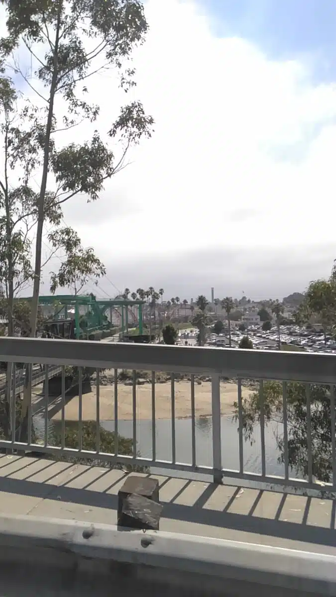 Janus South County - Thumbnail 3