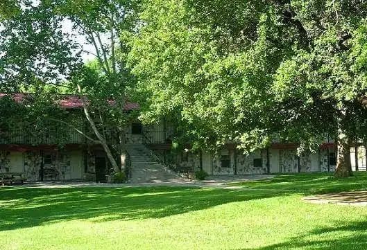 La Hacienda Treatment Center - Thumbnail 6