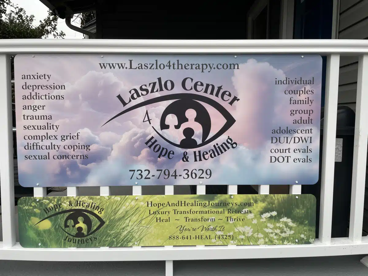 Laszlo Center 4 Hope and Healing - Thumbnail 5
