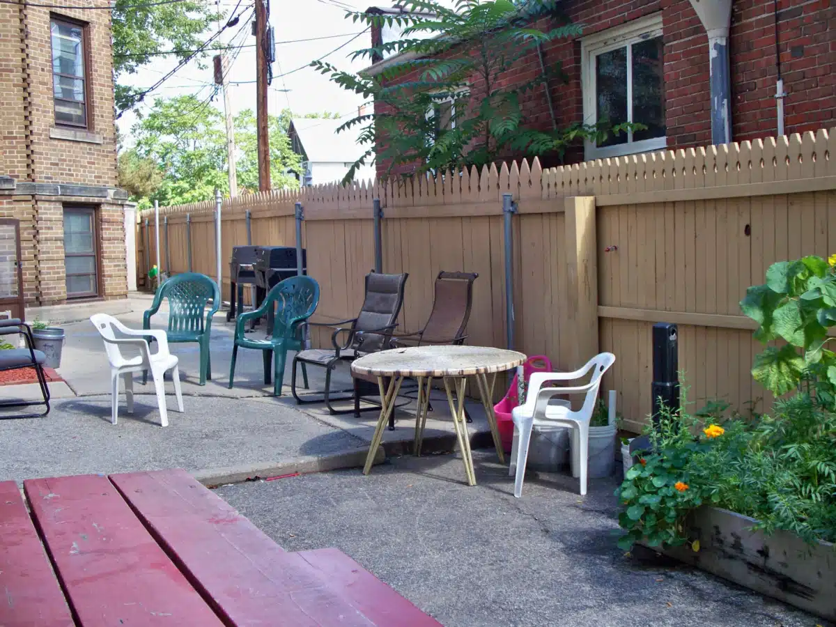 Meta House Inc - Thumbnail 5