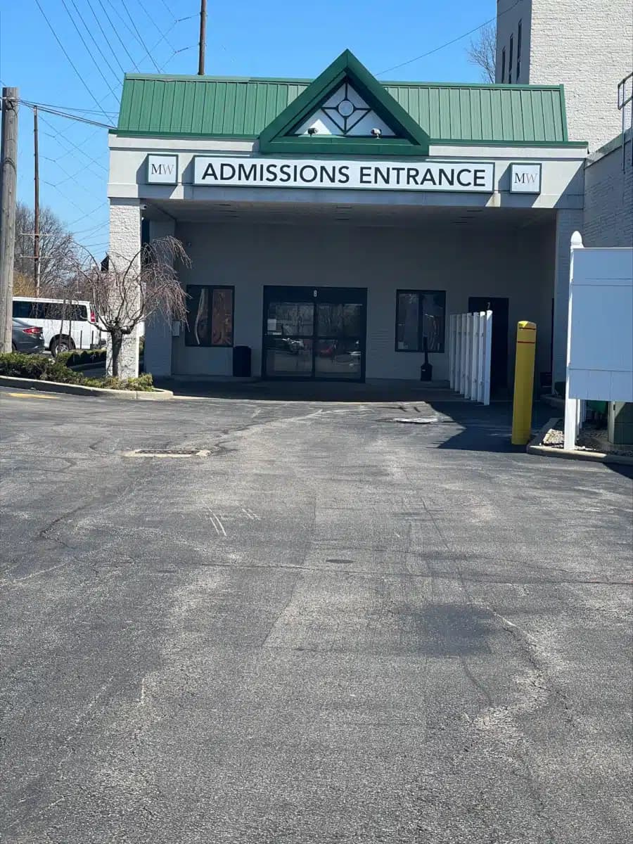 Midwest Center Youngstown - Thumbnail 9