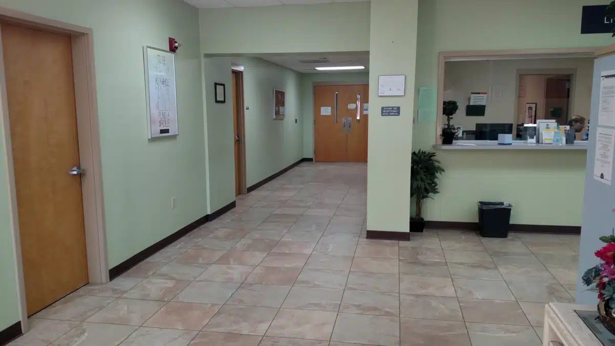 Monarch - Thumbnail 9