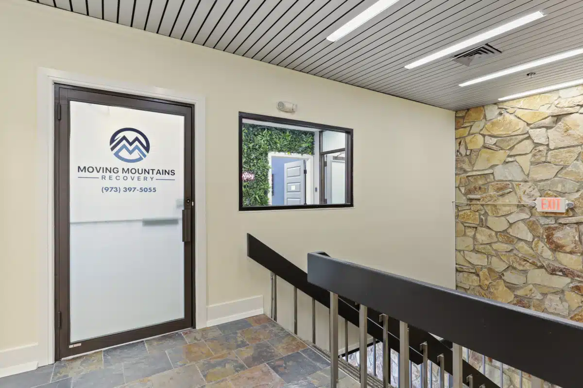 Moving Mountains Recovery LLC - Thumbnail 7