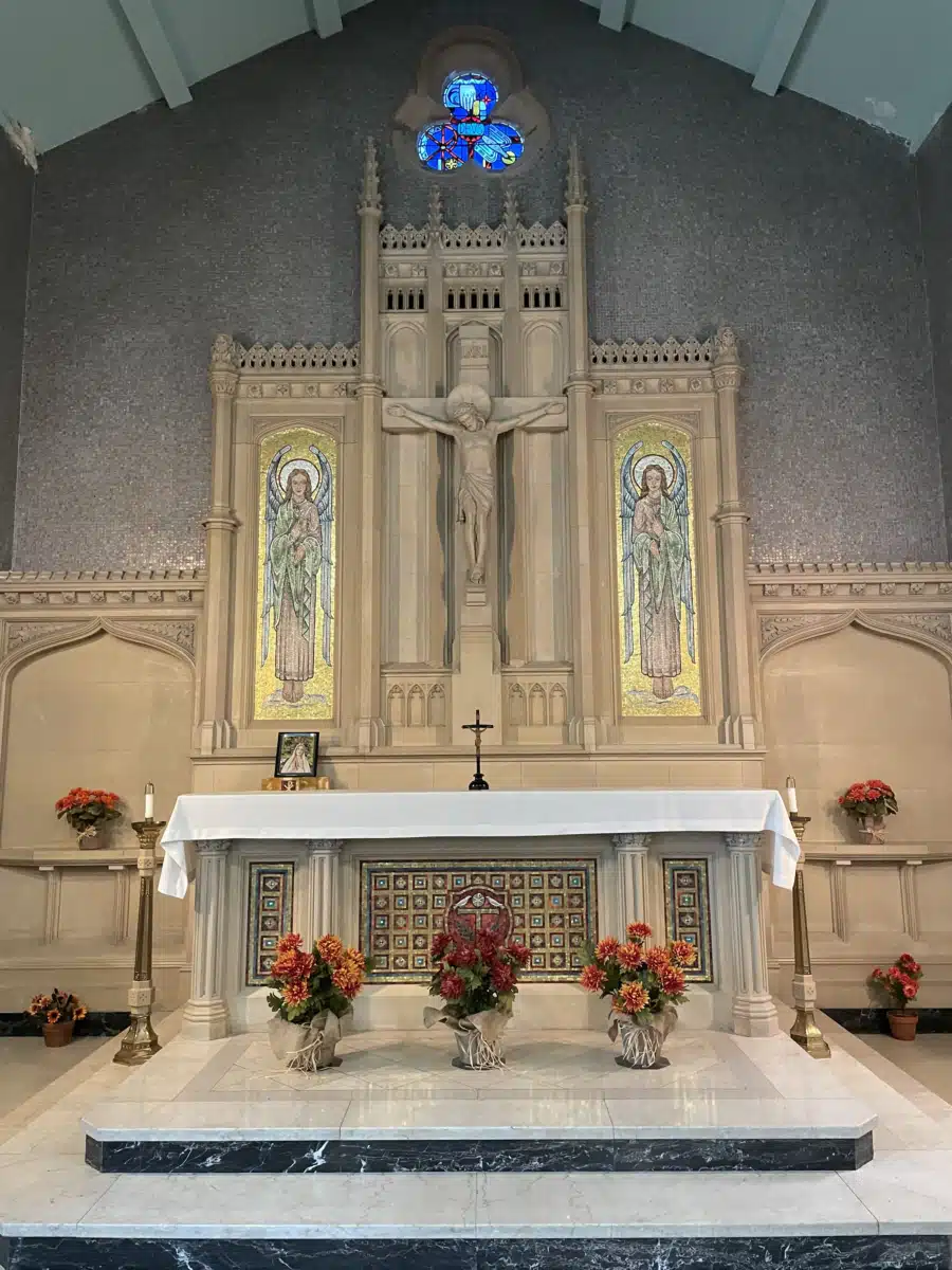 Queen of Peace Center - Thumbnail 8