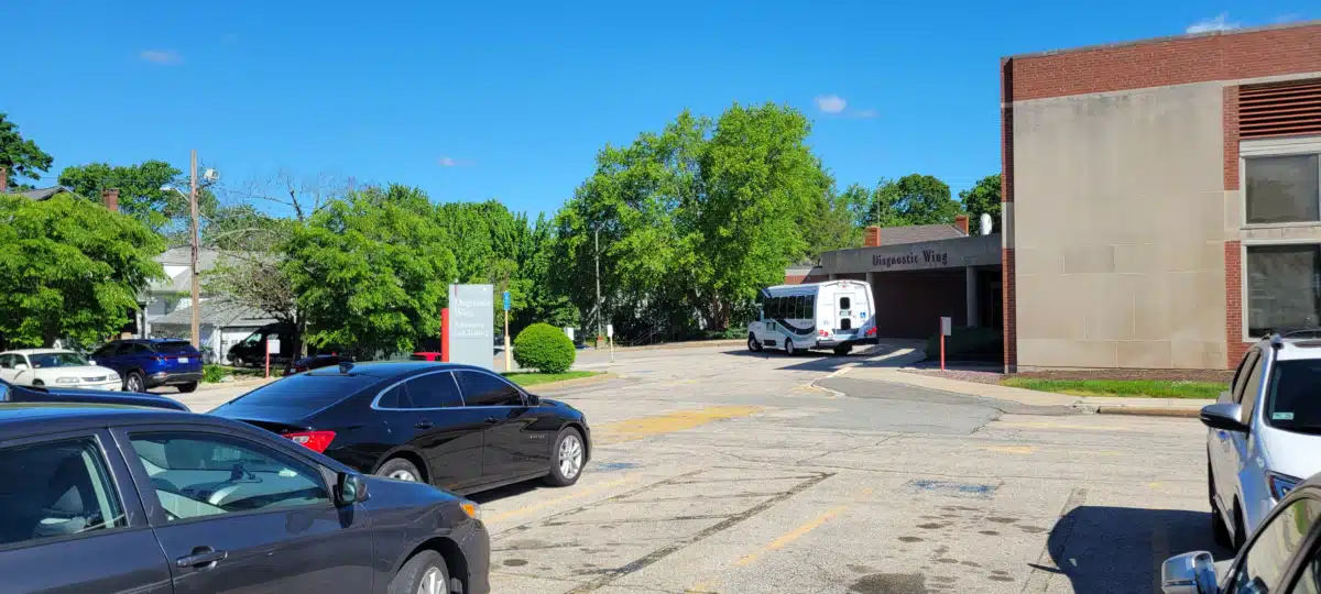 Roger Williams Medical Center - Thumbnail 5