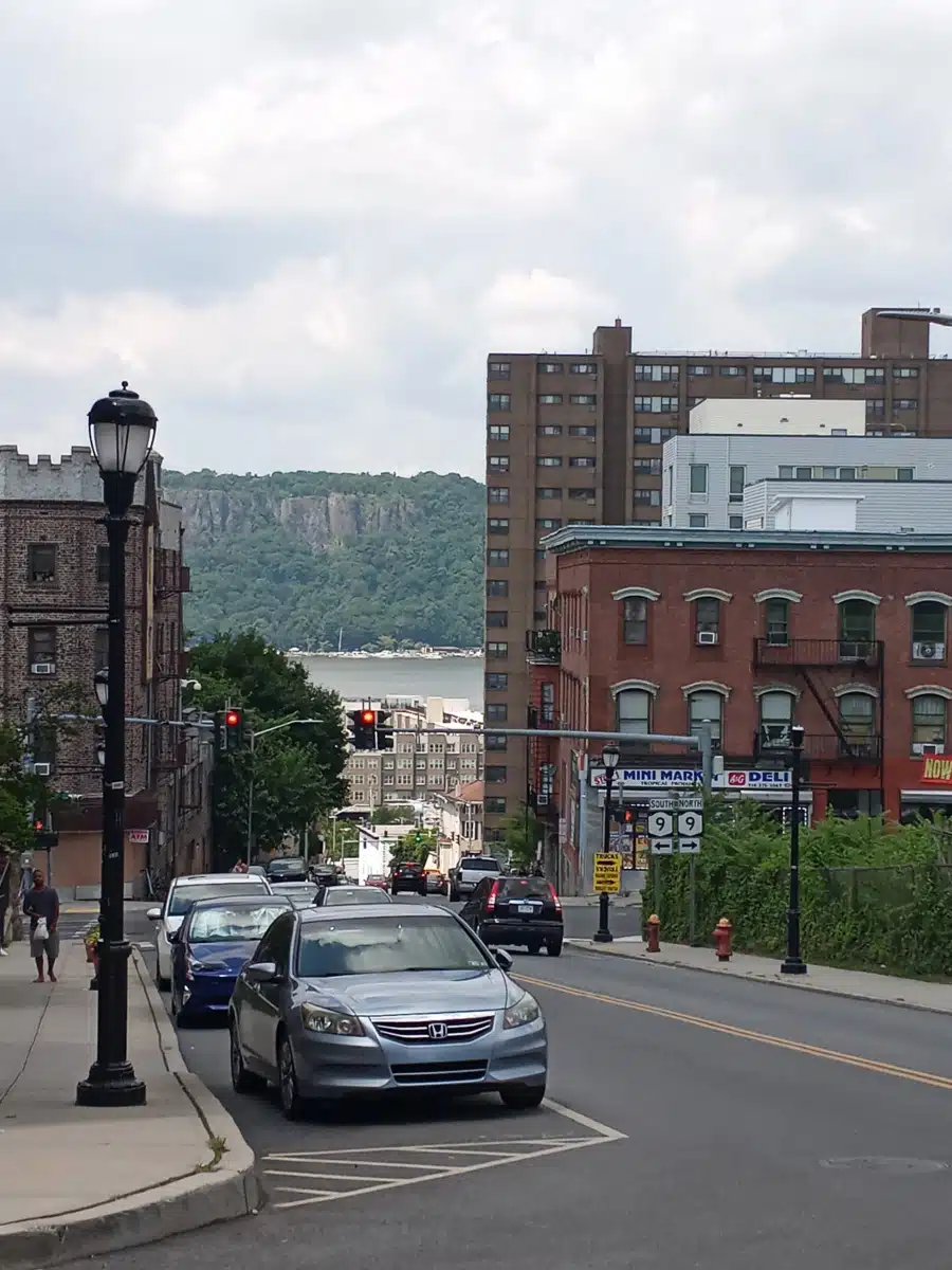 Saint Johns Riverside Hospital - Thumbnail 3