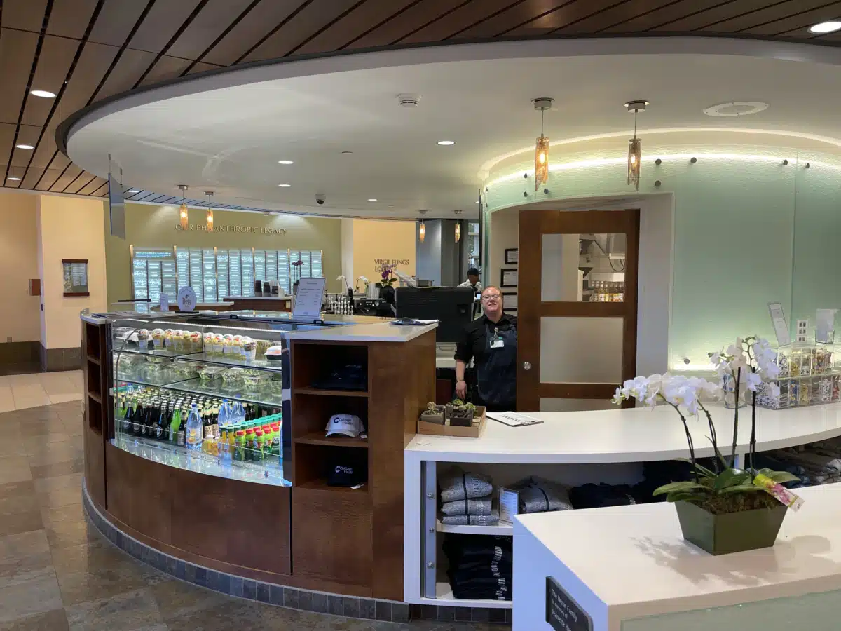 Santa Barbara Cottage Hospital - Thumbnail 4