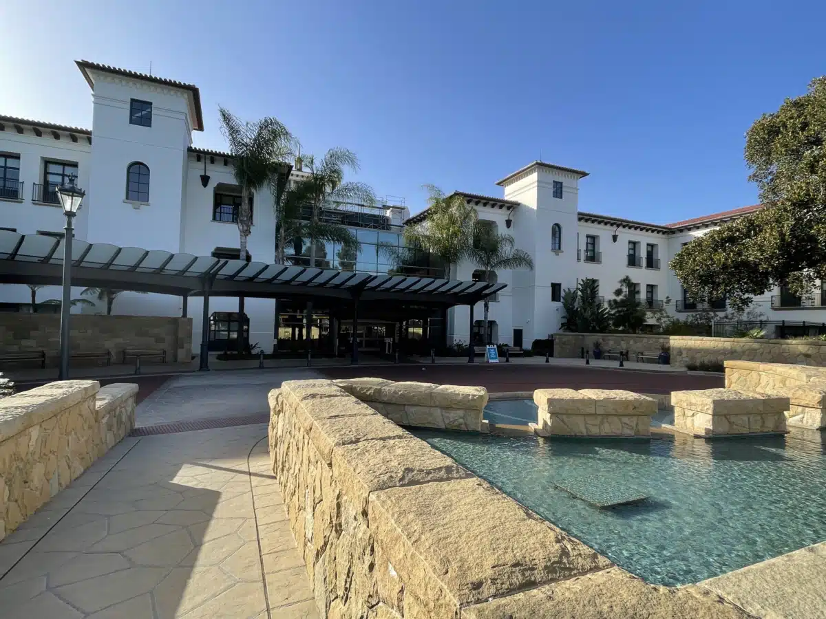 Santa Barbara Cottage Hospital - Thumbnail 6