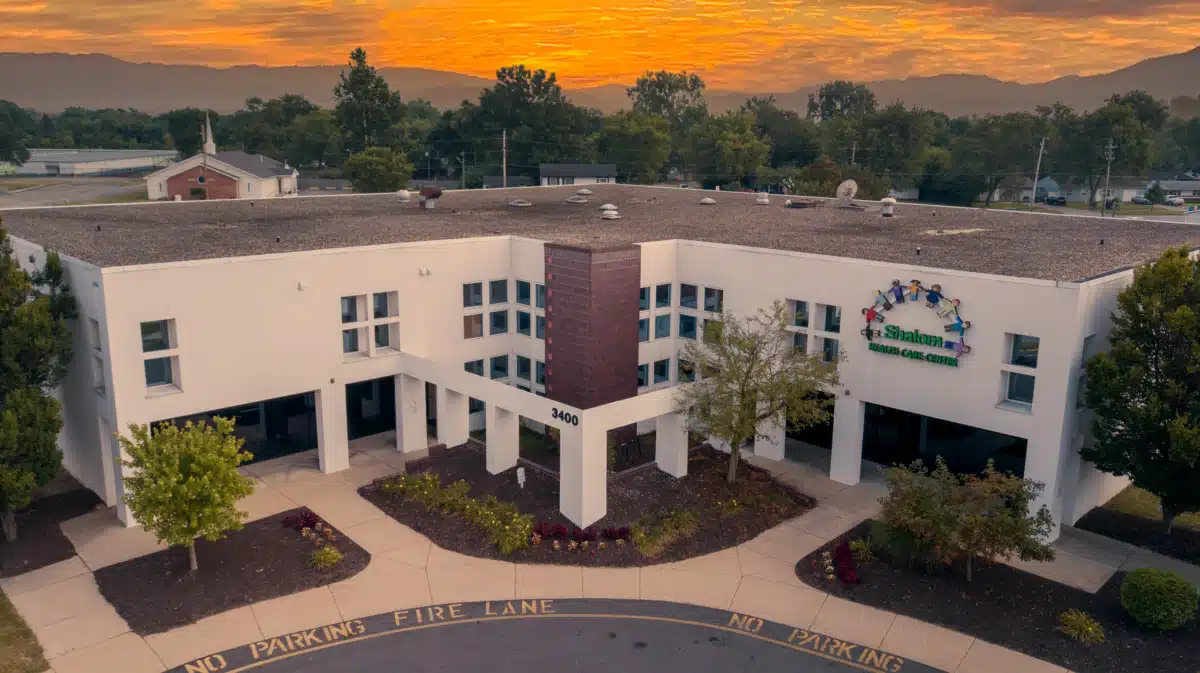 Shalom Healthcare Center - Thumbnail 8