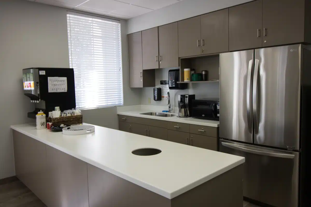 Tides Edge Recovery Services - Thumbnail 6