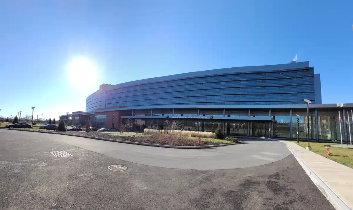 Westchester Medical Center - Thumbnail 2