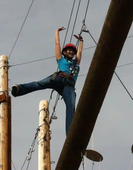 Youth Emergency Services Inc - Thumbnail 2