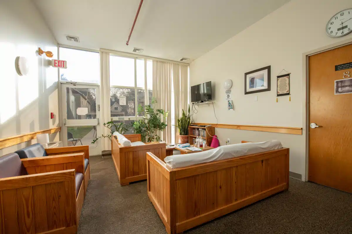 Zinnia Exeter - Thumbnail 3